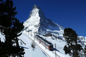 800px-Gornergratbahn_and_Matterhorn