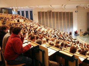 800px-Cottbus_University_Audimax