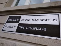 Schule der Vielfalt, Schule mit Courage – ein Kommentar